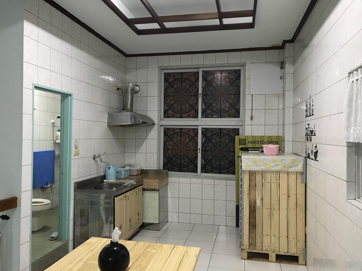 Ferienwohnung Golden House Tainan Exterior foto